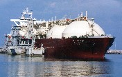 LNG shipping vessel