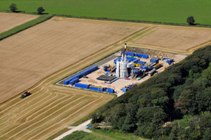 A Cuadrilla drilling rig in Lancashire, UK (Source: Cuadrilla)