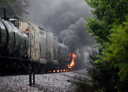 Authorities evacuated 5,000 residents of Maryville, Tennessee, on 2 July 2015 after a freight train derailed while hauling 24,000 gal of acrylonitrile (ACN). (source: ZUMA/REX Shutterstock)