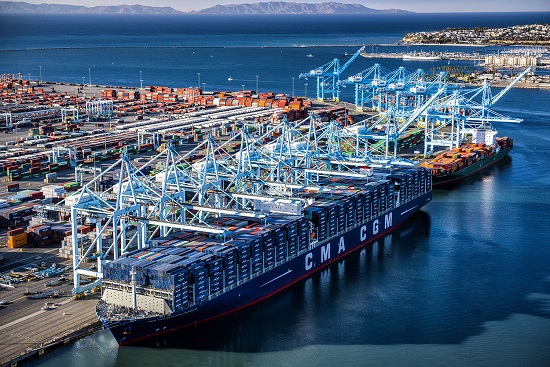 The Benjamin Franklin, owned by French shipping company CMA CGM, arrived in California on 26 December, docking at the Port of Los Angeles before arriving at the Port of Oakland on 31 December.