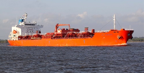 The JO Kashi, built in 2003, navigates southbound into Galveston Bay from the Houston Ship Channel on 15 March 2012. (Roy Luck/Wikimedia) https://commons.wikimedia.org/wiki/File:Products_tanker_Jo_Kashi.jpg 
