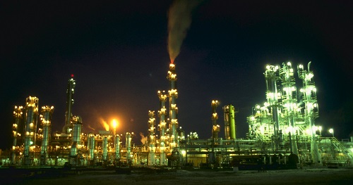 Petrochemical plant in Salvador, Brazil. (JIM PICKERELL/REX/Shutterstock)